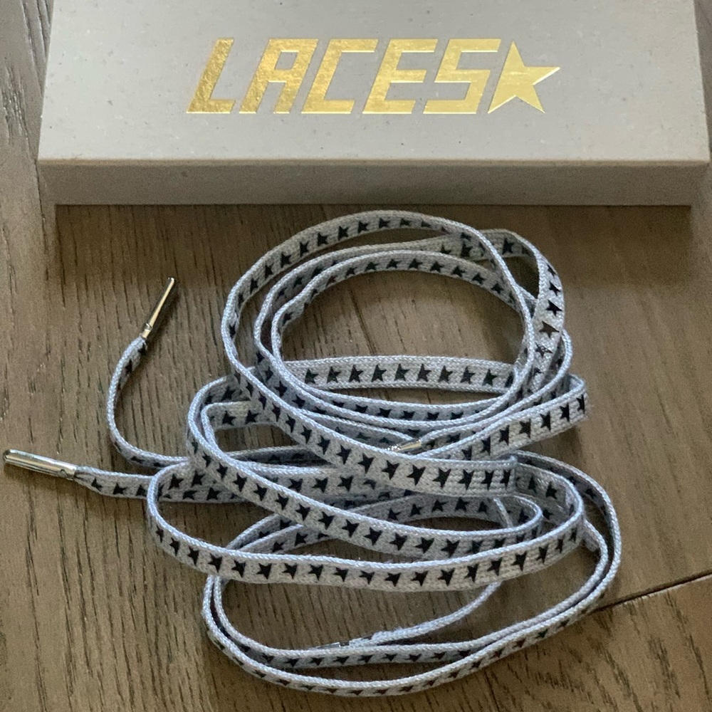 Golden goose black star laces